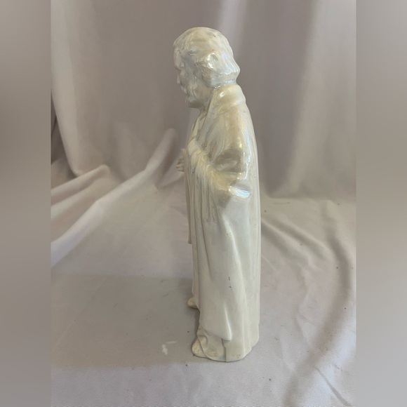 Ivory Ceramic Monk Sculpture - Picture 4 of 8